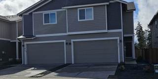 New 4-Bedroom Duplex in Lacey! Gallery 1