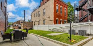 522 N Armour Street Gallery 21
