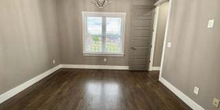 3 Bed, 3.5 Bath Home w/ 2 Car Garage and Lake Views Gallery 34