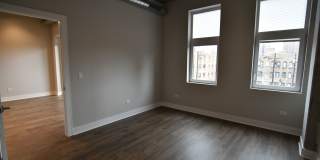 3833 N Broadway Gallery 222