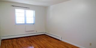 1465 Burke Avenue Gallery 16