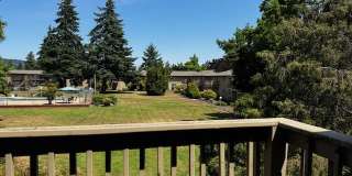 Gateway Village Gallery 21