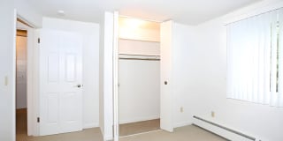 Clover Park Apartments Gallery 13