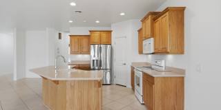 Gorgeous 3 Bedroom Home in SunRiver 55+ Community! Gallery 10