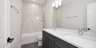 4819 N Ashland Avenue Gallery 13
