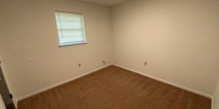 3 Bedroom/1.5 bathroom Duplex Gallery 22