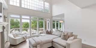 Luxury Furnished Home Gallery 9