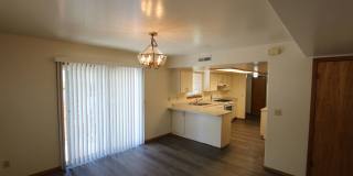 3-Bedroom Townhome in Desirable Lower Greenlaw Gallery 9