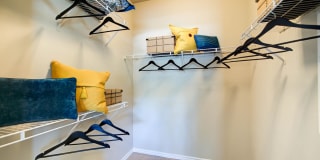 Callista Hill Country Apartments Gallery 13