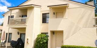 Spacious 2 bedroom one story Gallery 1