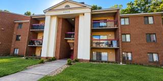 2 bedroom / 2 bathroom - Governors Square Gallery 1