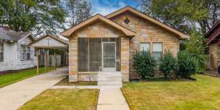 Charming 2 Bedroom 1 Bath house in the Argenta District of North Little Rock. Gallery 1