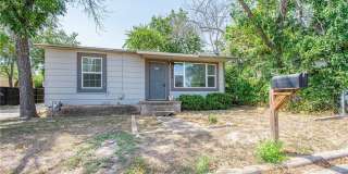 202 E Carpenter Avenue Gallery 1