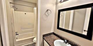 Avalon Cove Townhomes Gallery 54