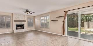 1913 W SPRINGFIELD Way Gallery 9