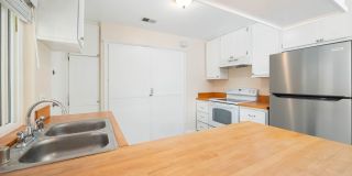 Spacious 4 Bedroom Townhouse in the Heart of Mira Mesa! Gallery 9