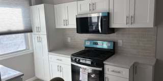 Gorgeous 3-Bedroom Townhome in Holmesburg! Available NOW! Gallery 13
