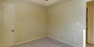 4510 Thoreau Gallery 17