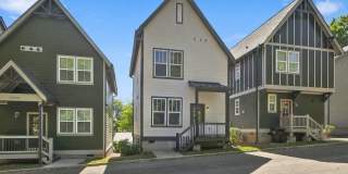 Modern East Nashville Home steps from Shelby Bottoms Greenway! Modern East Nashville Home steps from Shelby Bottoms Greenway! Gallery 1