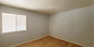 4960 Indian River #467 - 2  Bedrooms , 1 Bathroom, 816 SQFT Gallery 17