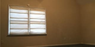 685 Garibaldi Street SW Gallery 2