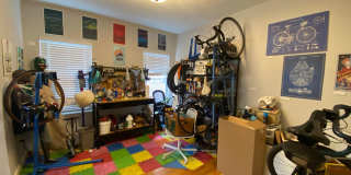 Awesome 4 bed 2 bath in Cambridge.... Gallery 21