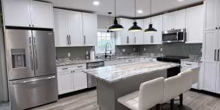 2635 Michigan Avenue Gallery 2