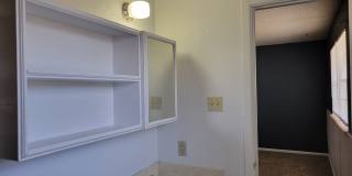 Available May! Cozy and comfortable 3/2/2 Home Gallery 28