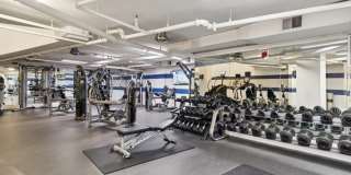 909 Apartments Gallery 22