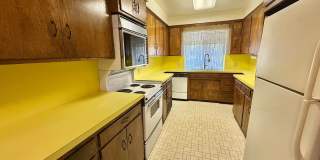 Los Gatos - Inviting Los Gatos Home with Classic Charm & Entertainer’s Backyard Gallery 8