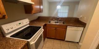 First Floor Condo in Bonaventure Gallery 9