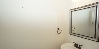 Spacious and fabulous 3 bedroom/2.1 bath townhouse with two car attached garage Gallery 10