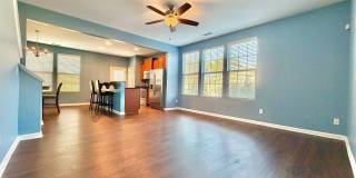 Updated 3BR Townhome | Community Pool, Gym, Pickleball, & Tennis Courts | Easy RTP Access Gallery 5
