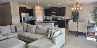 Meticulously maintained home in desirable Cypress Mill Gallery 5