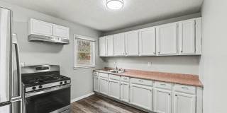 Charming 2 bedroom 1 bath located in Kansas City Gallery 5
