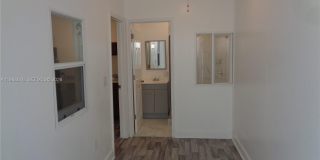 2060 SE 14th St Gallery 6