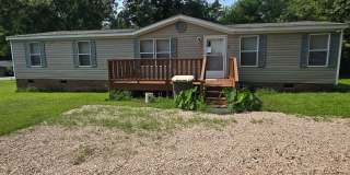 3 bed / 2 bath updated manufactured home in Kannapolis. Gallery 1