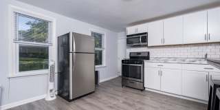 195 9th Street Gallery 1