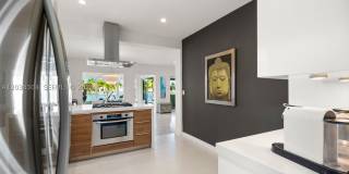 365 N Shore Dr Gallery 21
