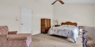 4 Black Pine Lane Gallery 27