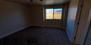 Red Mountain Vista Town Home-$500 Move-in Special Gallery 33