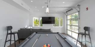 Graduate Pointe Gallery 65