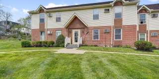 2 bedroom, 1 bath, first floor, 55+ community Gallery 1