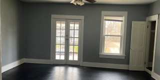 Hawthorne Street Gallery 43