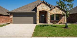 Modern Open-Concept 3-Bedroom Home with Premium Upgrades & Private Suite Modern Open-Concept 3-Bedroom Home with Premium Upgrades & Private Suite Gallery 1