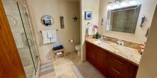 Resort Living- Large 2 bed 2 bath Condo at Kaanapali Royal Gallery 13