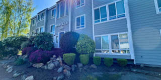 Mar-Ella 10-unit Gallery 21