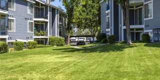 James Pointe Apartments Gallery 32