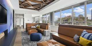 886 West Adams Street Gallery 29