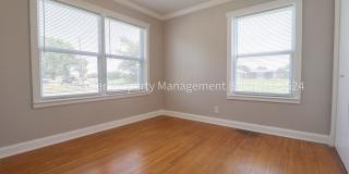 Beautifully Done 3 Bedroom House! Available for Immediate Move in! Gallery 21